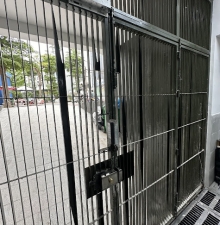 Khóa Cửa Sắt Phòng Trọ Tại Tân Phong Quận 7 – Mở Bằng Vân Tay, Mật Khẩu, App