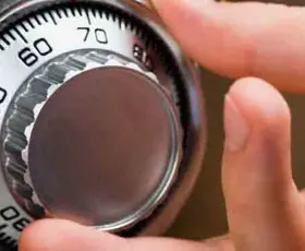 Hướng dẫn cách mở két sắt Việt Tiệp các loại phổ biến hiện nay