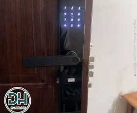 Lắp đặt khóa vân tay Quận 2 chuyên nghiệp, giá tốt