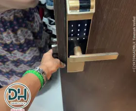 Dịch vụ lắp đặt khóa vân tay Quận 5 chất lượng, giá tốt