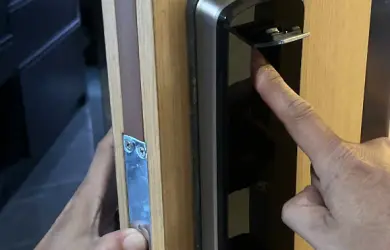 Sửa Khóa Hafele EL9500-TCS Anh Tùng Vista Verde Quận 2