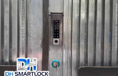 Lắp Đặt Khóa Cổng Phòng Trọ Vân Tay Cho Anh Cảnh Tại Tân Định