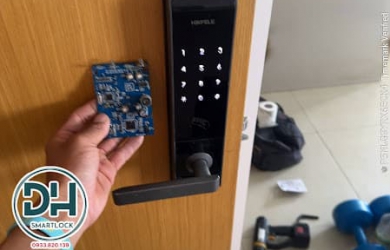 Sửa khóa cổng điện tử vân tay mật khẩu thẻ từ tại Thảo Điền Quận 2 0933820139