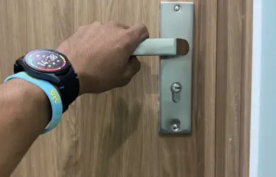 Thay Khóa Cửa Gỗ