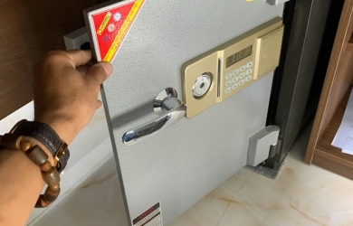 Dịch Vụ Mở Khóa, Sửa Két Sắt Tại TP.HCM – Có Mặt 15 Phút, 24/7