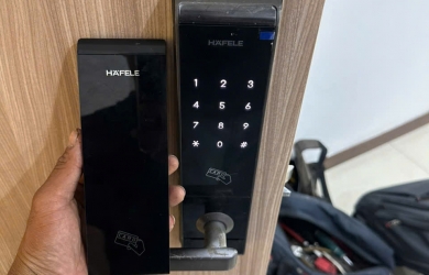 Cách Mở Khóa Hafele Bị Mất Nguồn Không Mở Được Tại Thảo Điền 