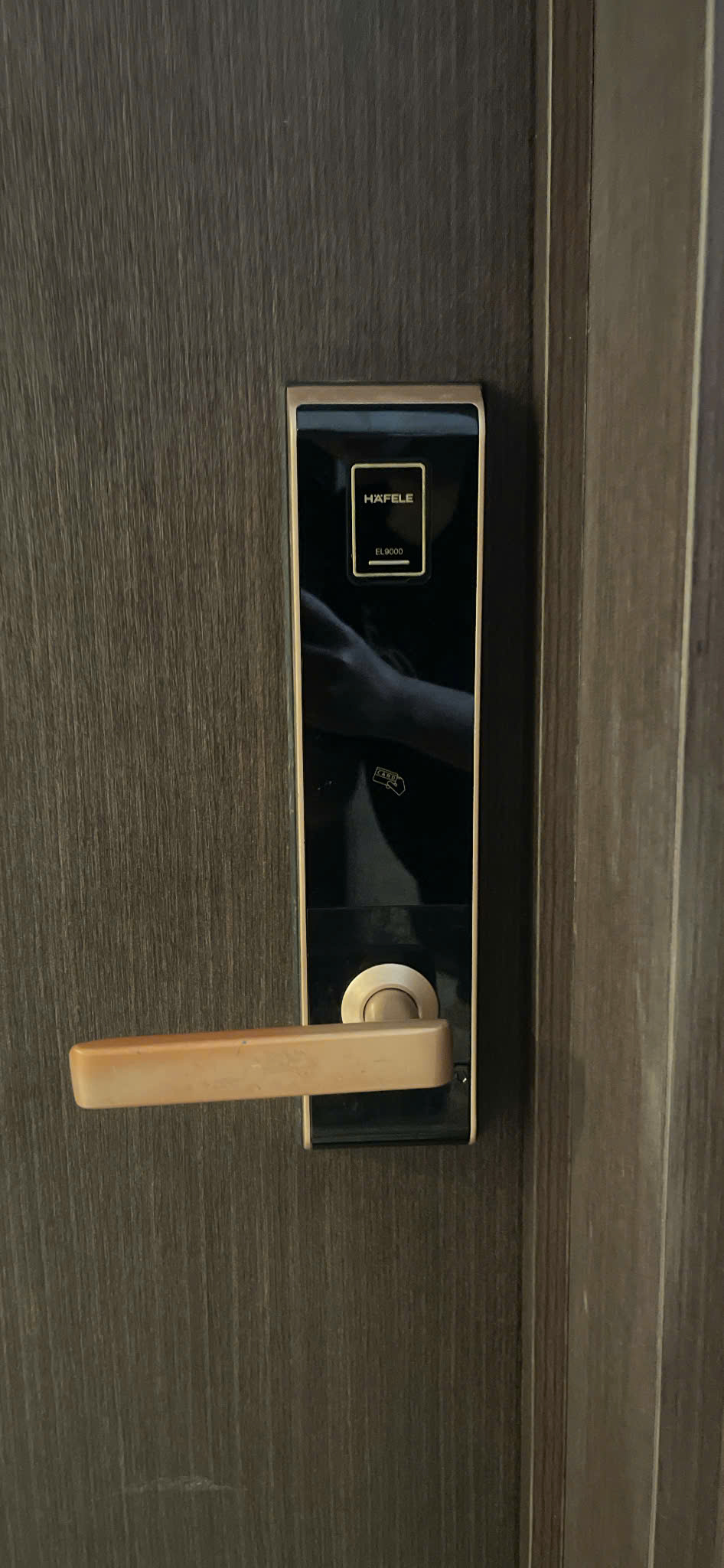 Khóa Hafele bị lỗi không mở được