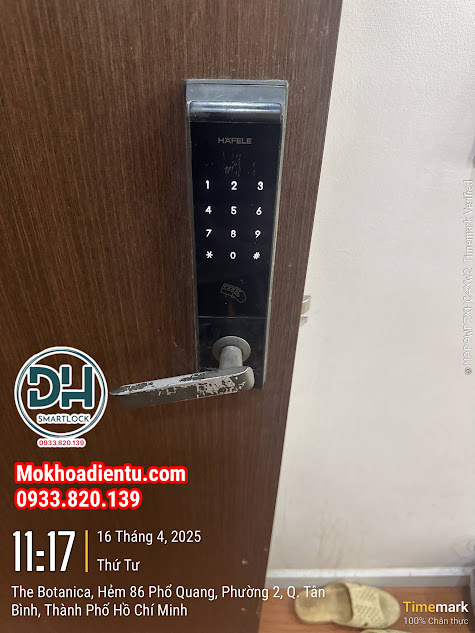 Khóa Hafele báo pin yếu liên tục tại TP.HCM, nhanh hết pin dù vừa thay pin