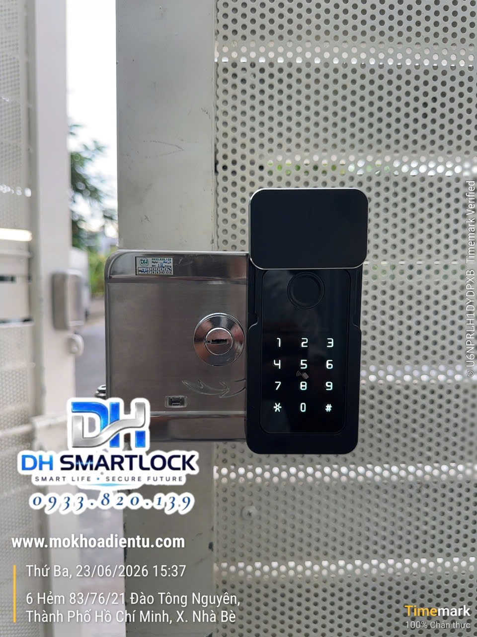 Khóa vân tay cửa sắt