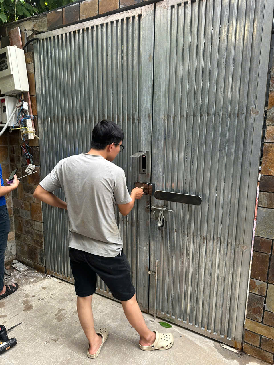 Khóa phòng trọ
