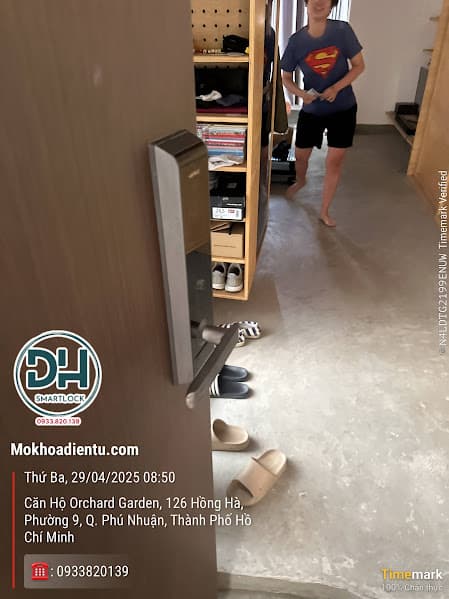 Bộ dụng cụ mở khóa hiện đại phục vụ mở khóa cửa khu vực Phú Nhuận