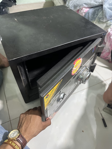 Mở khóa két sắt bình thạnh không khoan phá
