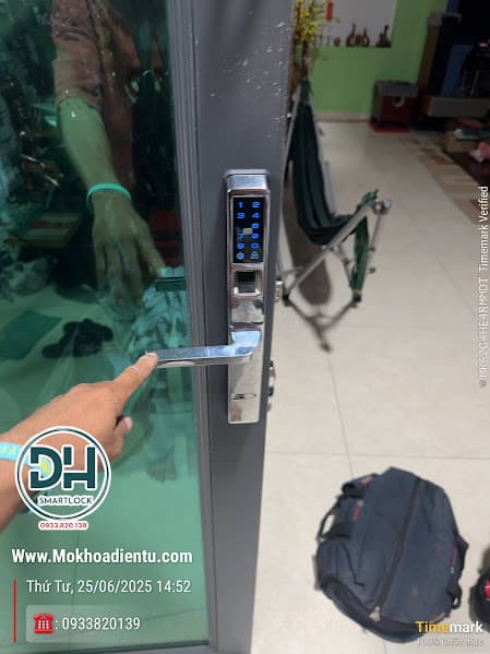Mở khóa nhà tại Quận 4