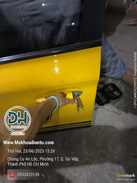 Thợ mở khóa ô tô Hyundai tại Nguyễn Oanh Gò Vấp