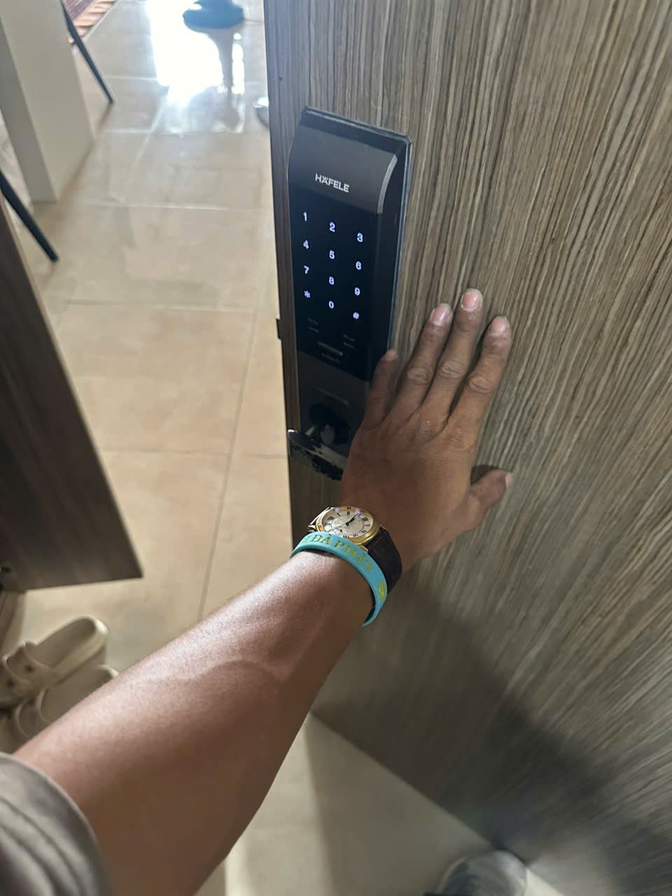 Dịch vụ mở khóa Quận 12 hỗ trợ 24/7, có mặt tận nơi trong vòng 15 phút.