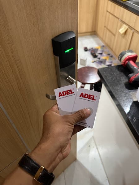 Sửa khóa điện tử Adel tại khách sạn Phú Mỹ Hưng Quận 7