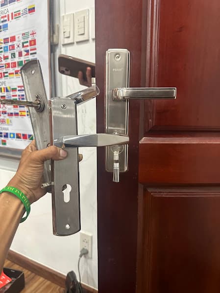 Sửa khóa Bình Thạnh tại nhà 24h