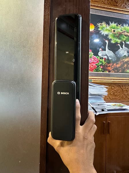 Sửa khóa Bosch tại nhà TP.HCM – thợ sửa khóa thông minh Bosch tận nơi