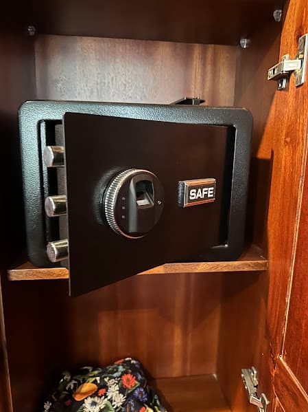 Mở sửa két sắt Quận 8 tại nhà an toàn, nhanh chóng