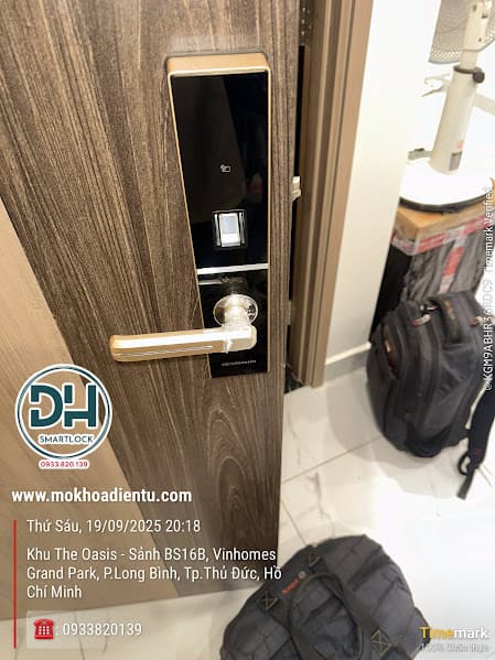 Cận cảnh xử lý lỗi cảm biến khóa vân tay tại nhà TP.HCM