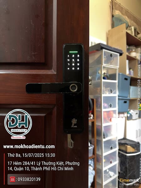 Sửa khóa vân tay Quận 10 tận nơi