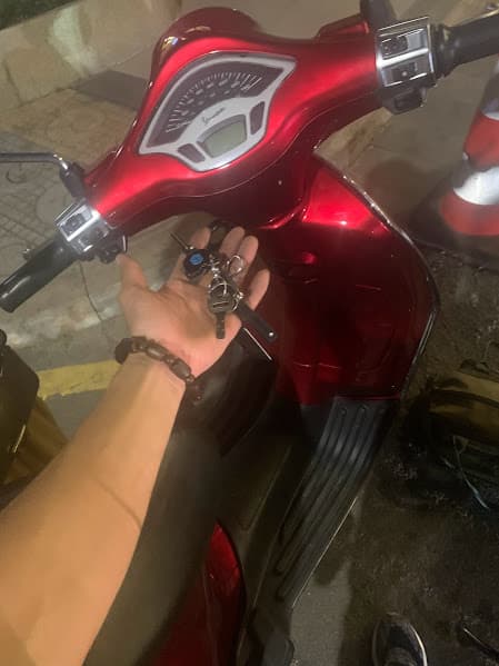 Sửa khóa ô tô và lập trình remote tại Tân Phú 24/7