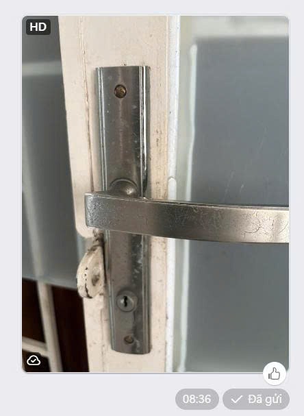 Khóa cửa sắt căn hộ cũ khó mở hay bị kẹt