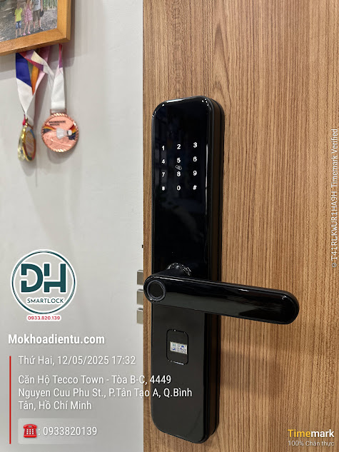 Thay khóa điện tử cho cư dân Tecco Town Bình Tân