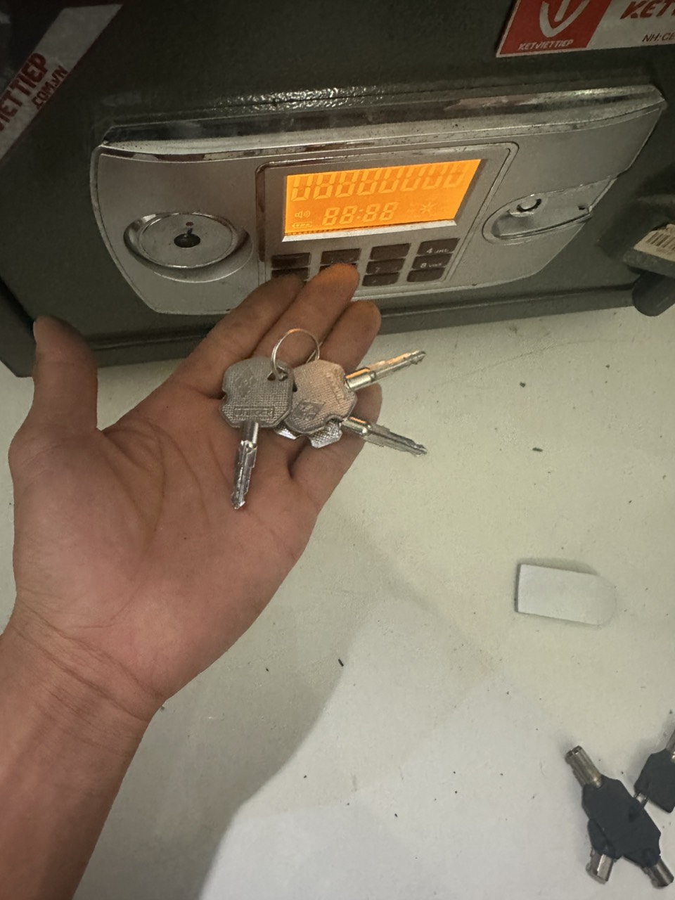 Thợ mở khóa két sắt Việt Tiệp tại nhà TP.HCM