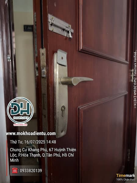 Thợ sửa khóa tận nơi tại Quận Tân Phú