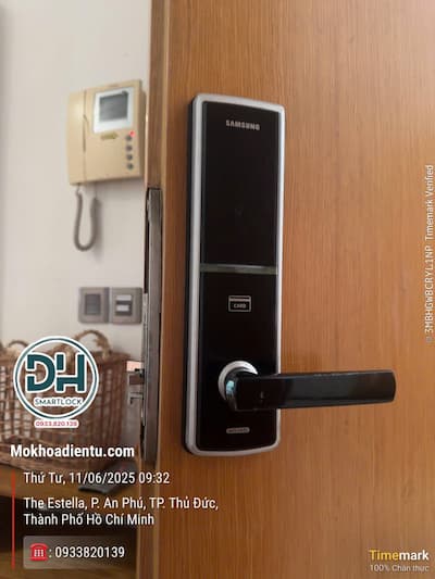sua-khoa-samsung-2 Thợ sửa khóa Samsung tại nhà 15 phút có mặt