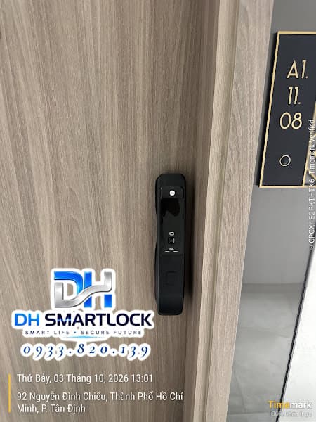 Khóa Yale bị hết pin cần mở khóa tại đường Nguyễn Đình Chiểu