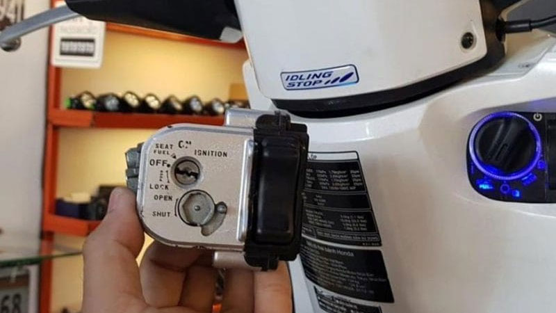 Nâng cấp lên khóa Smartkey SH Ý